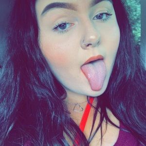 Meet your Posher, Riley